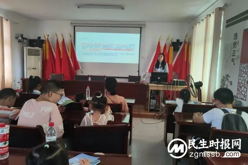 【心连心走基层、面对面解难题】绘本故事积极引导 学会自主解决问题