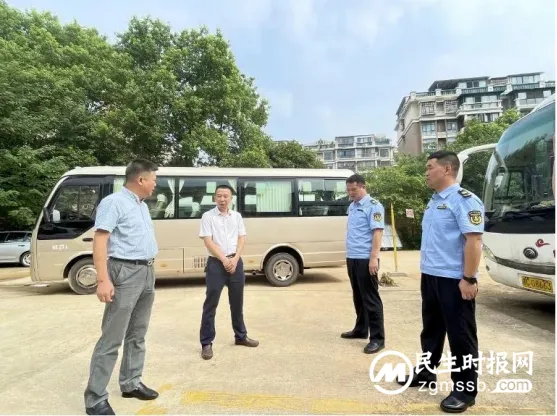 湘潭交通执法部门开展“两客一危” 运输企业安全生产专项督查行动! 湘潭交通执法部门开展“两客一危” 运输企业安全生产专项督查行动!