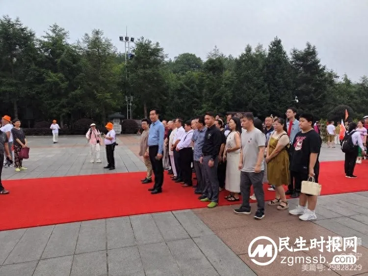 《伟人之根——毛泽东的家庭家教家风故事》纪录片研讨会在韶山举行