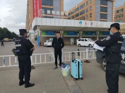 小伙到昆找工作遇困难 民警及时伸出援助之手