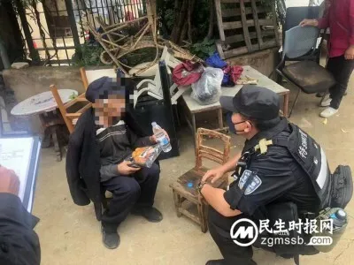 七旬老人外出迷路 民警暖心助其回家