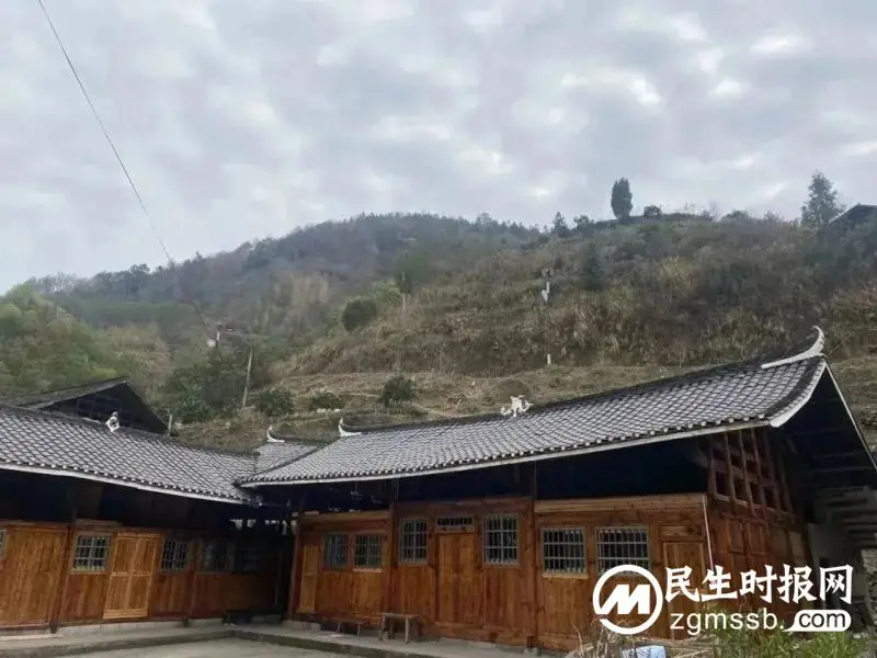 百日会战丨锦旗书信致谢意 铁军担当“建”真情 百日会战丨锦旗书信致谢意 铁军担当“建”真情