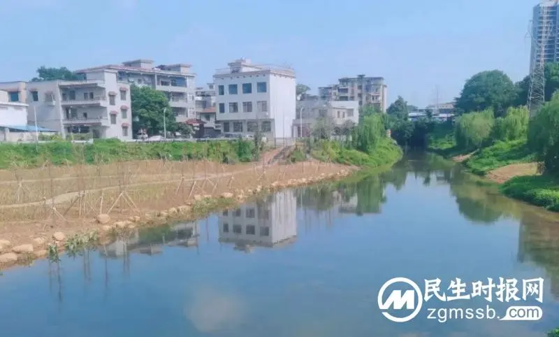 蜕变!源头综合治理使爱劳渠水体发生根本改观 蜕变!源头综合治理使爱劳渠水体发生根本改观