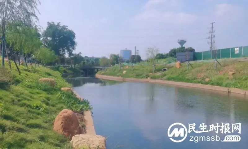 蜕变!源头综合治理使爱劳渠水体发生根本改观 蜕变!源头综合治理使爱劳渠水体发生根本改观