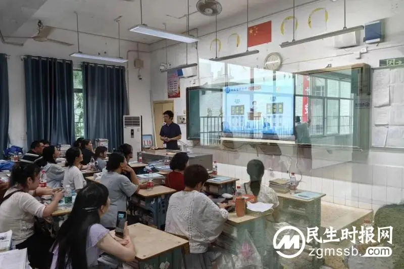 全力以赴三百日，来年笑看长安花——高三年级第一次教师大会和高考动员大会纪实