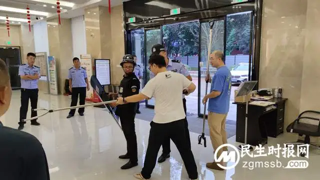 农发行韶山市支行：反恐防暴筑防线 银警联手护平安