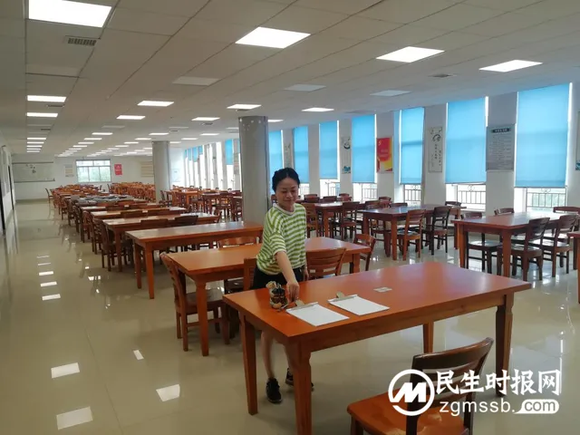 培养阅读习惯，打造潭中书香校园