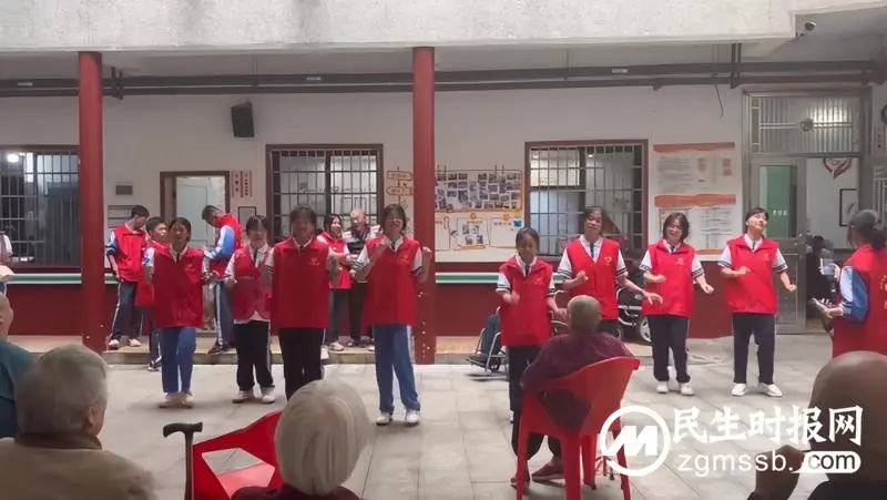 奉献绽放青春 志愿献礼祖国--湘潭市一中全体学生干部志愿活动