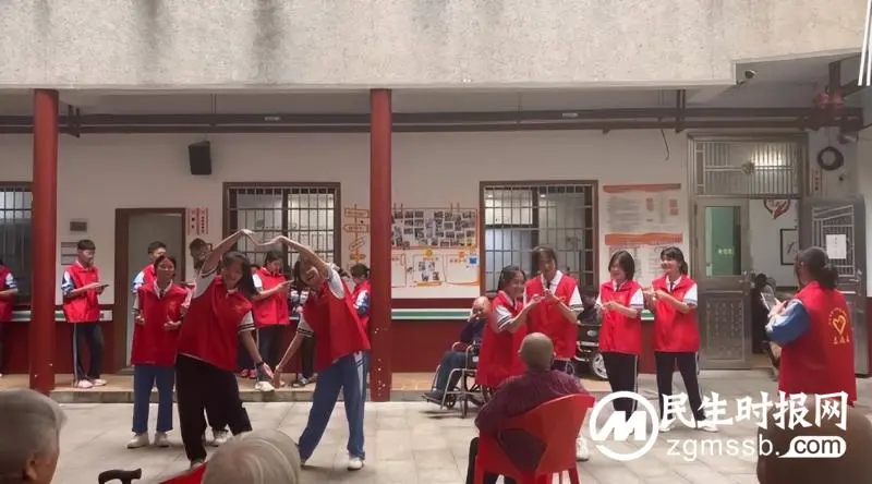 奉献绽放青春 志愿献礼祖国--湘潭市一中全体学生干部志愿活动