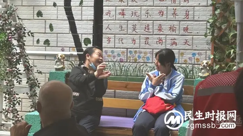奉献绽放青春 志愿献礼祖国--湘潭市一中全体学生干部志愿活动