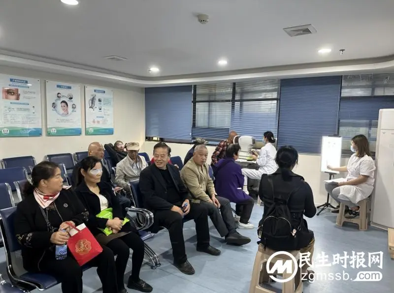 湘潭爱尔仁和医院举办“1010干眼关爱日”活动,划重点:这5类人群易患干眼 湘潭爱尔仁和医院举办“1010干眼关爱日”活动,划重点:这5类人群易患干眼