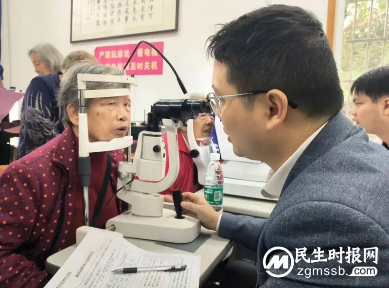 湘潭爱尔仁和医院走进湘潭大学老科协,开展眼健康公益活动 湘潭爱尔仁和医院走进湘潭大学老科协,开展眼健康公益活动