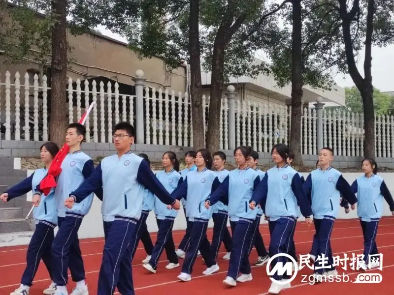 快乐运动 健康生活||湘潭市第三中学举行第68届田径运动会 快乐运动 健康生活||湘潭市第三中学举行第68届田径运动会