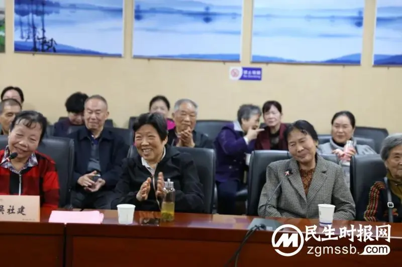 【浓浓敬老情 】湘潭县人民医院召开重阳节座谈会 【浓浓敬老情 】湘潭县人民医院召开重阳节座谈会
