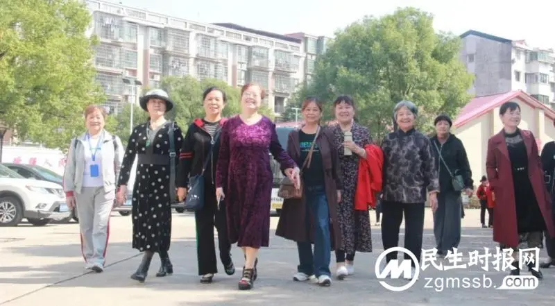 【浓浓敬老情 】湘潭县人民医院召开重阳节座谈会 【浓浓敬老情 】湘潭县人民医院召开重阳节座谈会
