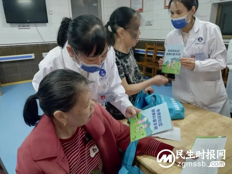 湘潭县人民医院肾病/风湿免疫科开展骨病义诊活动 湘潭县人民医院肾病/风湿免疫科开展骨病义诊活动