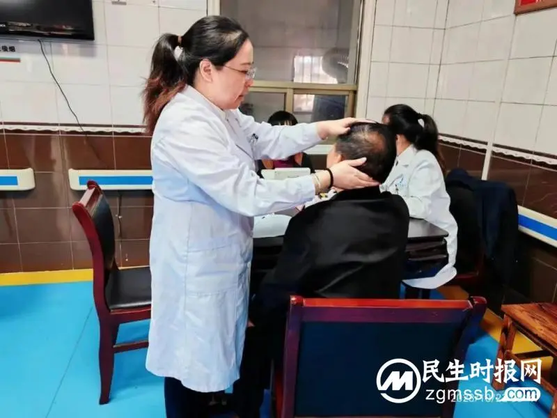 湘潭县人民医院肾病/风湿免疫科开展骨病义诊活动 湘潭县人民医院肾病/风湿免疫科开展骨病义诊活动