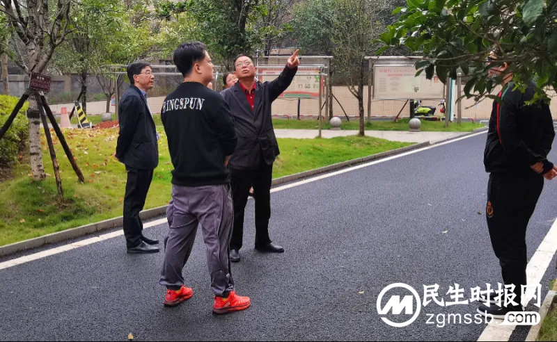湘潭市住建局住保中心开展“心连心走基层 面对面解难题”活动