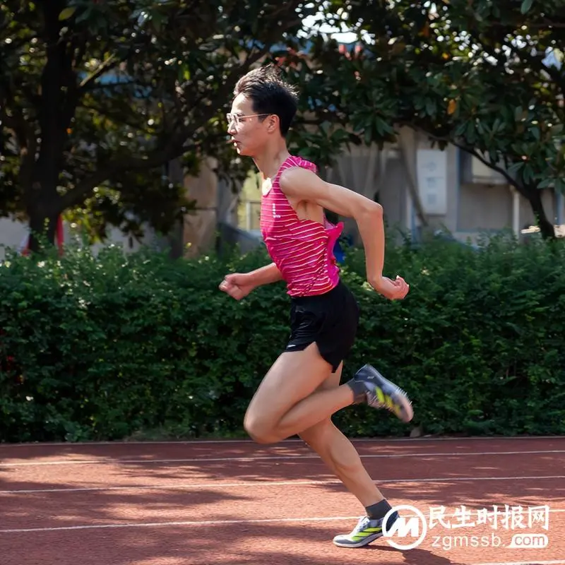 悦动青春，当“燃”不让——2023年湘潭凤凰中学校园运动会