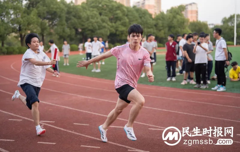 悦动青春，当“燃”不让——2023年湘潭凤凰中学校园运动会
