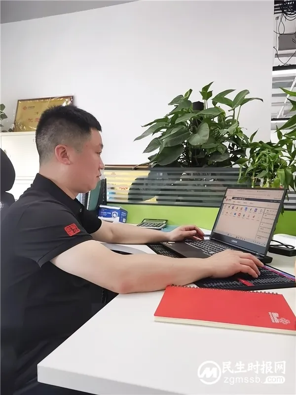 【联通好服务 用心为客户】陕西西安联通政企客户经理王海军——立足平凡岗位,绽放人生光彩 【联通好服务 用心为客户】陕西西安联通政企客户经理王海军——立足平凡岗位,绽放人生光彩