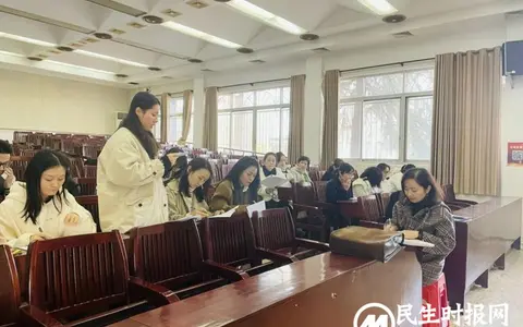 湘潭市教科院来益智中学进行“新中考”主题教学视导活动