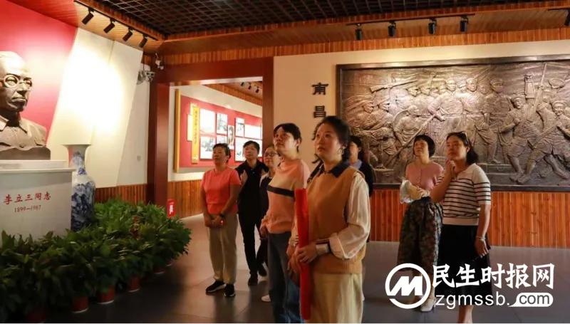【工会关爱】秋来又重阳 情系桑榆晚——湘潭联通开展重阳秋游活动