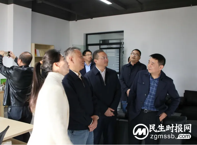 银发人才耀莲城 湘潭市老科协考察雨湖高新区银发人才工作站