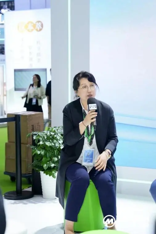 第六届中国进口博览会,赫力昂携手多方举办“舒适达新品发布和健齿中国行倡议活动”