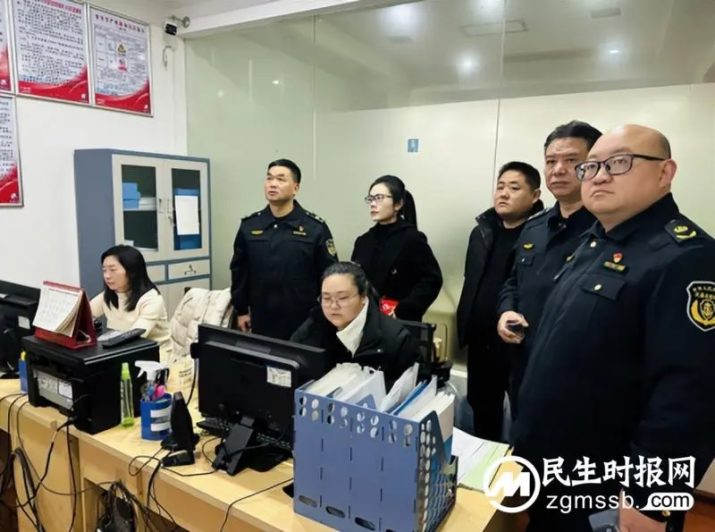 湘潭交通执法部门深入企业开展 低温雨雪冰冻灾害天气防范应对工作督查 湘潭交通执法部门深入企业开展 低温雨雪冰冻灾害天气防范应对工作督查