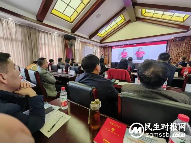 【中医·医者红】杨氏正骨走入云南 【中医·医者红】杨氏正骨走入云南