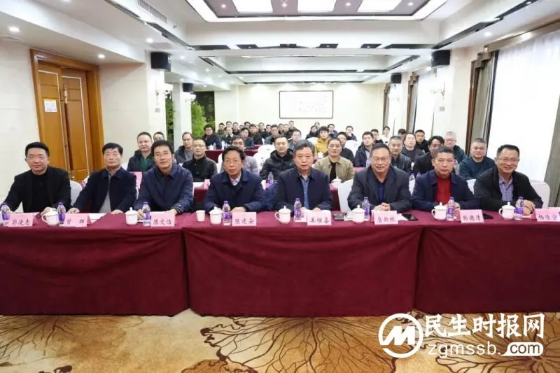 湘潭市医学会神经外科专业委员会换届,曾群连任主任委员 湘潭市医学会神经外科专业委员会换届,曾群连任主任委员