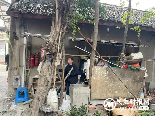 旧貌换新颜,老旧院落披“新衣”——上游社区西鑫苑北环境改造之路 旧貌换新颜,老旧院落披“新衣”——上游社区西鑫苑北环境改造之路