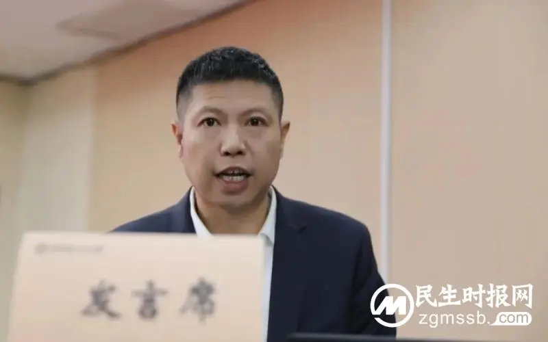 【党建引领当先锋 凝心聚力担使命】 医院召开三级医院等级评审迎评冲刺工作部署会 【党建引领当先锋 凝心聚力担使命】 医院召开三级医院等级评审迎评冲刺工作部署会