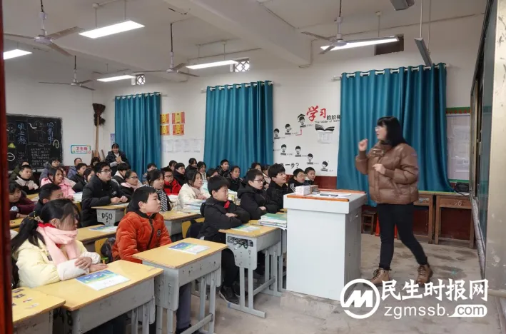 冬日暖阳沐人心，送教下乡共成长——记湘潭市第二中学送教下乡活动