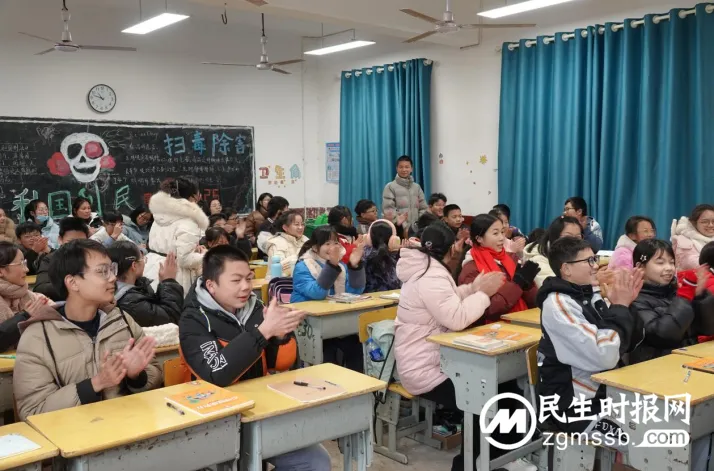 冬日暖阳沐人心，送教下乡共成长——记湘潭市第二中学送教下乡活动