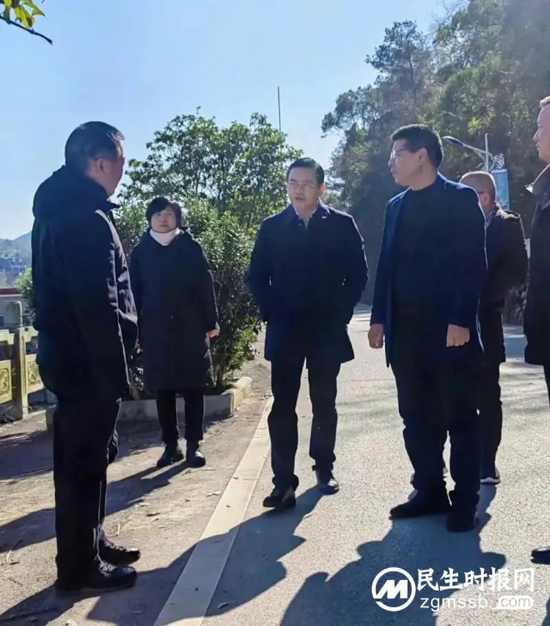 陈爱民走访调研水府庙水利枢纽公司