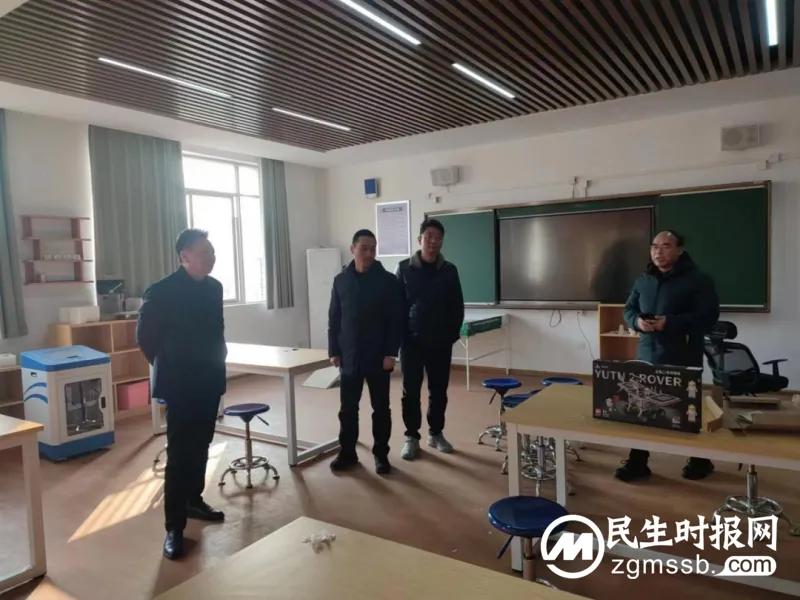 湘潭市一中党委书记刘美红带领团队开展冬季安全隐患排查工作 湘潭市一中党委书记刘美红带领团队开展冬季安全隐患排查工作