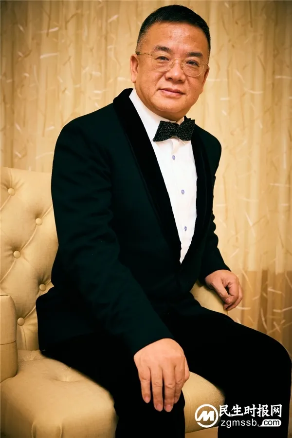 王海歌卸任华鼎奖主席,曾致力创建世界一流电影奖项 王海歌卸任华鼎奖主席,曾致力创建世界一流电影奖项
