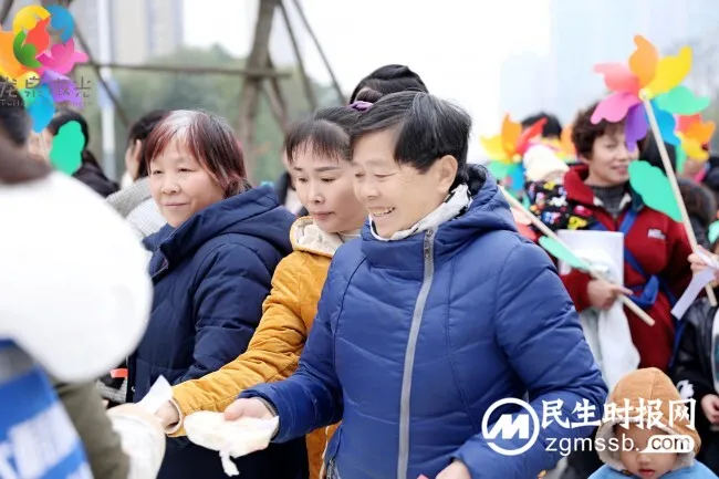情系万家·誉满龙华——社区节日主题活动 共欢聚,睦邻家--520龙华睦邻安全文化集市活动 情系万家·誉满龙华——社区节日主题活动 共欢聚,睦邻家--520龙华睦邻安全文化集市活动
