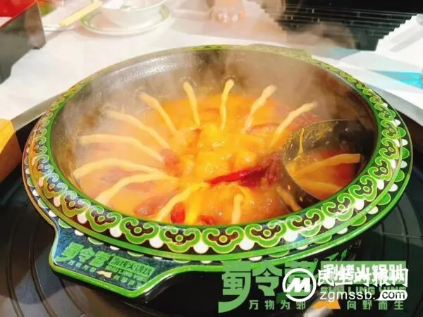 火锅美食甲天下 烤肉涮锅蜀令营