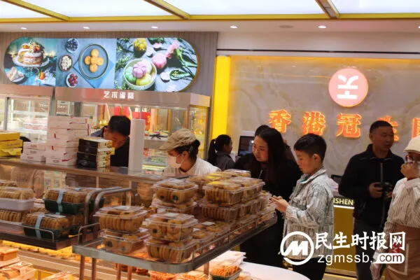 加强合作 共同发展——香港冠生园云南第一家总店在昆明开业