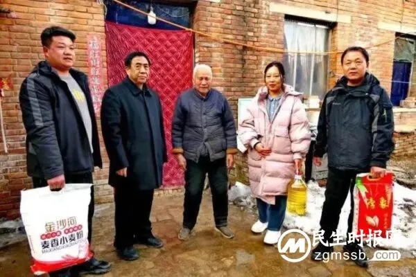 永年区慈善总会到王边村开展“冬季送温暖”活动