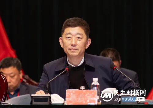 扬子江药业集团召开2023年年终工作会议暨职工代表大会,向世界一流健康产业集团稳步迈进 扬子江药业集团召开2023年年终工作会议暨职工代表大会,向世界一流健康产业集团稳步迈进