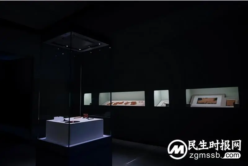文明的融合“驼铃声响——丝绸之路艺术大展”在北京民生现代美术馆开幕 文明的融合“驼铃声响——丝绸之路艺术大展”在北京民生现代美术馆开幕