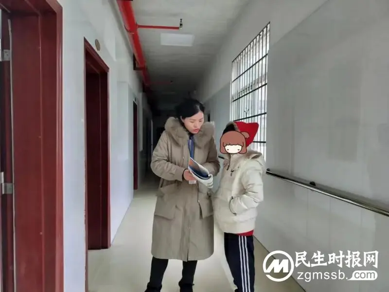 【心连心走基层、面对面解难题】暖心关爱!为小欣和妈妈打造“馨”家 【心连心走基层、面对面解难题】暖心关爱!为小欣和妈妈打造“馨”家