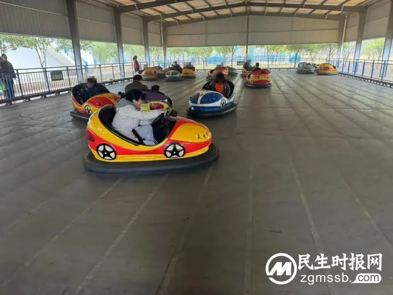 【心连心走基层、面对面解难题】暖心关爱!为小欣和妈妈打造“馨”家 【心连心走基层、面对面解难题】暖心关爱!为小欣和妈妈打造“馨”家