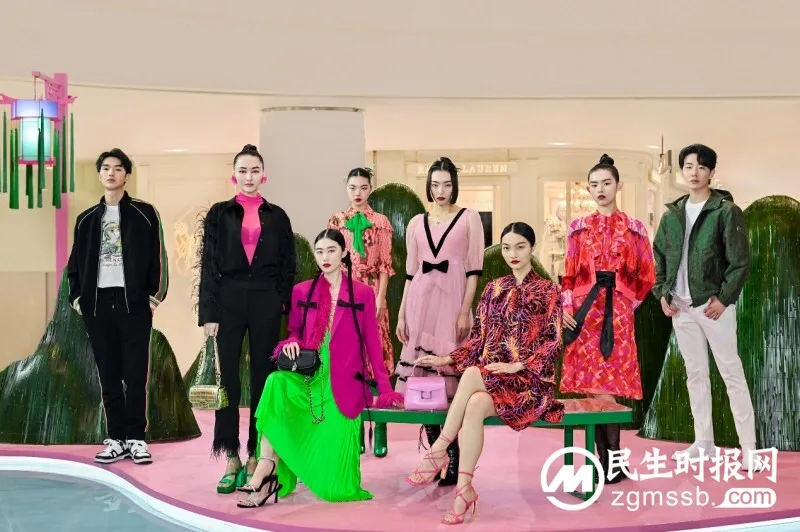 长沙IFS x 李松x肖瑶非遗艺术全国首展,以春意盛境释放新春无限灵气 长沙IFS x 李松x肖瑶非遗艺术全国首展,以春意盛境释放新春无限灵气