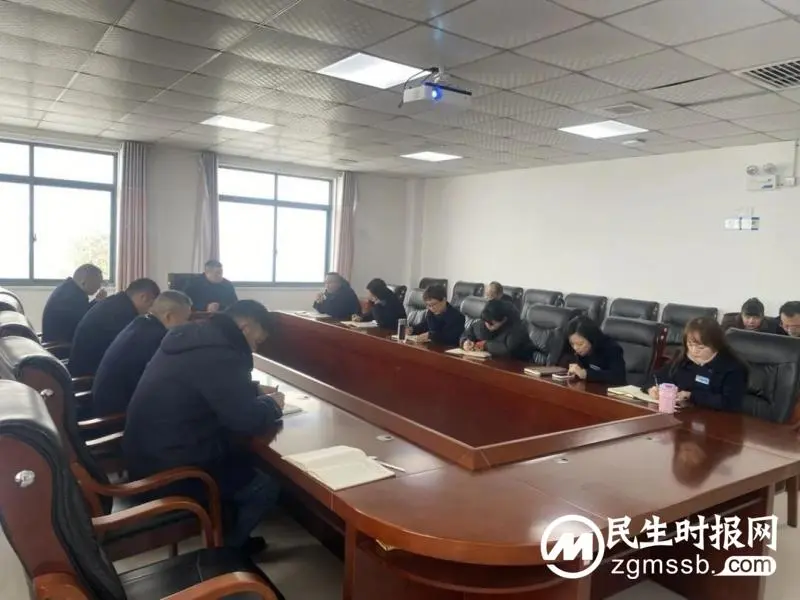 低温雨雪冰冻期安全生产部署会 低温雨雪冰冻期安全生产部署会
