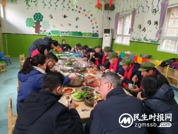 涉县爱国拥军联合会“军民一家亲 携手迎新春”联谊活动在小天使幼儿园举办